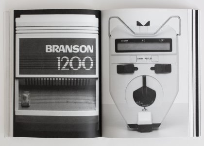 3000 Days of Archives Related to the Optics and Glasses Frame Industry